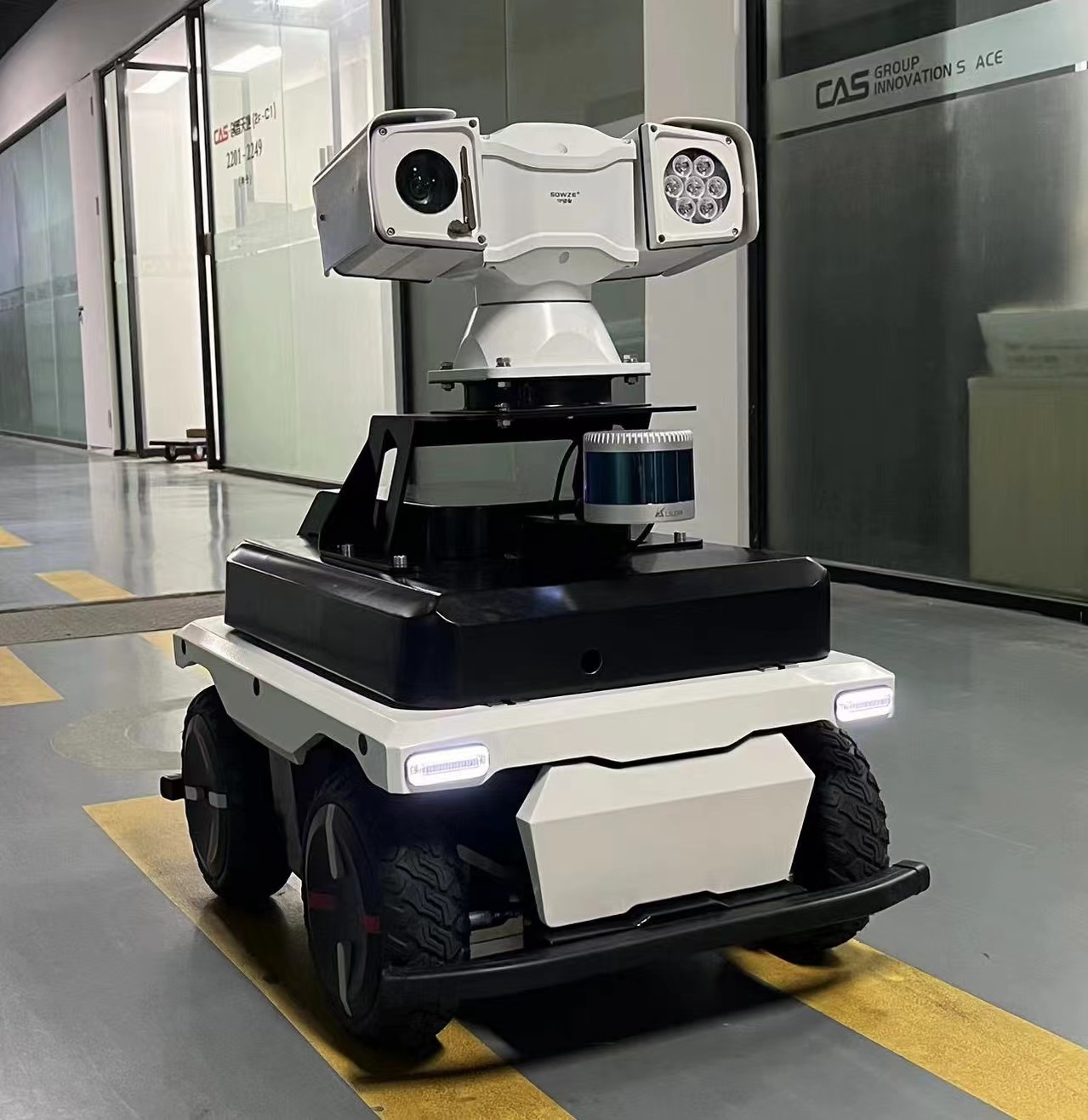 Elektrisch 4-wielig UGV-platfo - Robot Chassis recensie en prijs